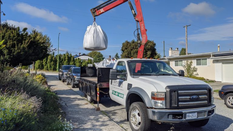 Bulk bag delivery of gardening supplies and landscaping dirt Surrey BC